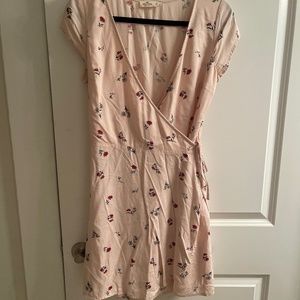 Flowery wrap up dress